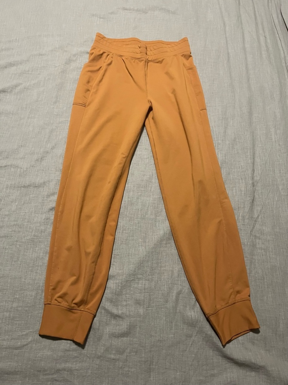 Fabletics High-Waisted Cold Weather Pocket Jogger Women’s Size Small Athletic - Picture 2 of 7